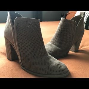 Heeled booties